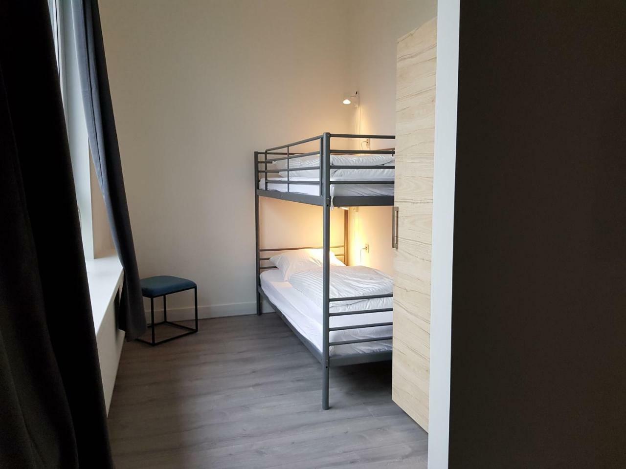 Familiekamer met Eigen Badkamer